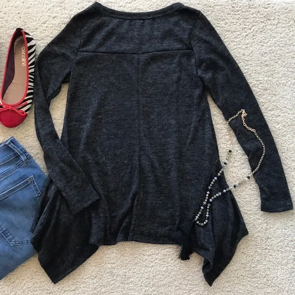 Black Handkerchief Hem Tunic Top - Picture 5 of 7